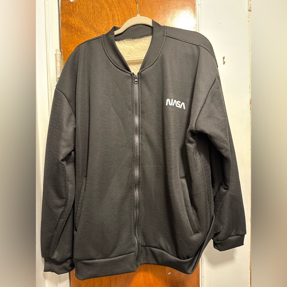 Fully lined Logo Full-Zip up sweater in Black